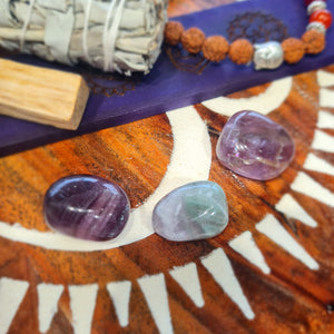 tumbled fluorite, fluorite tumble, purple crystal, smooth fluorite